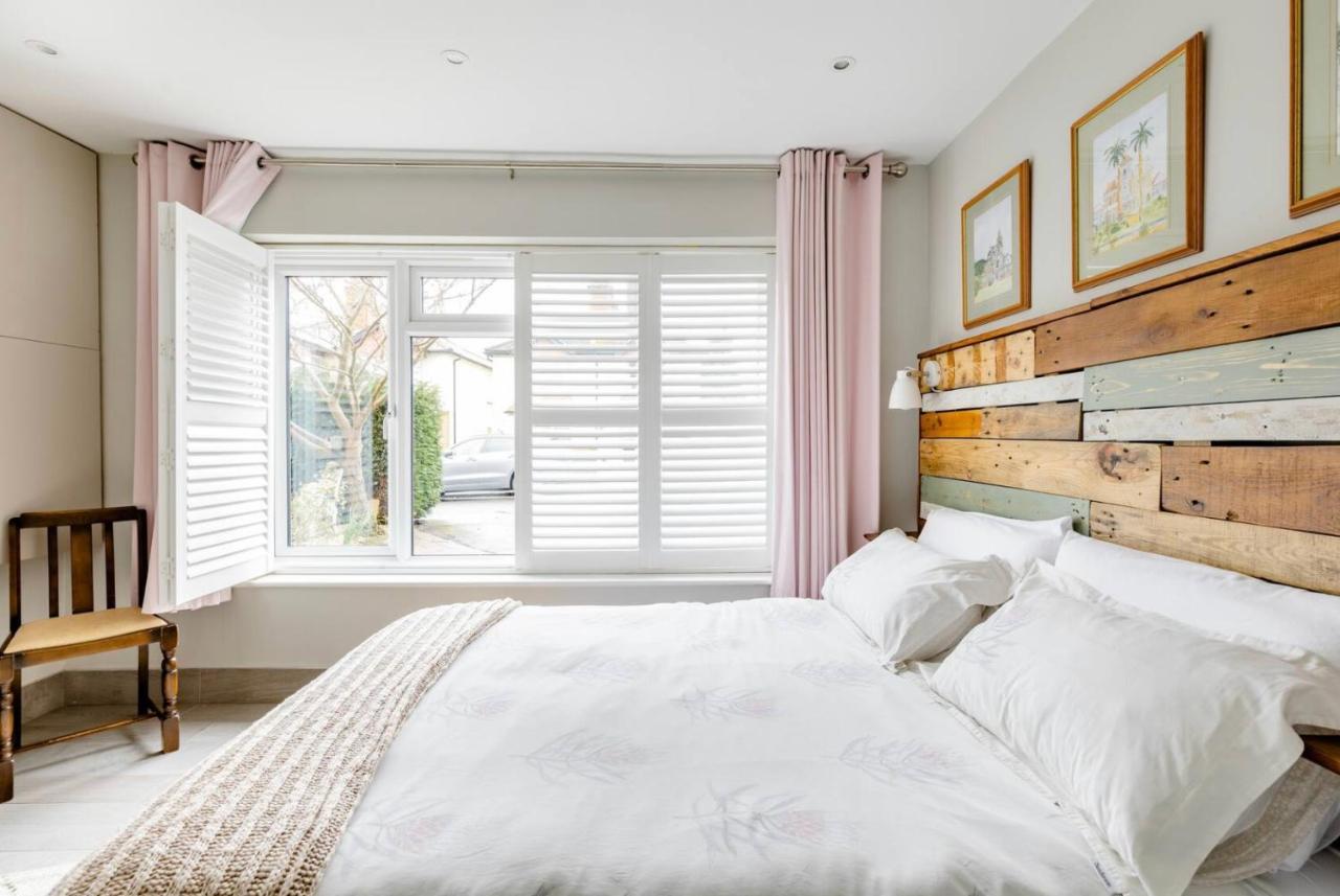 Arlington - Private Room And En-Suite Woking Exterior foto